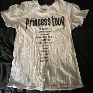 Princess Tour MISSGUIDED Tee